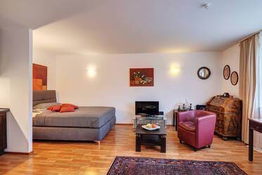 Schönes, möbliertes Apartment in Schwabing-West