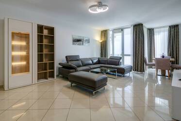 Parkstadt Schwabing - Schöne neu möblierte &amp; gepflegte Wohnung mit Balkon in ruhiger Lage 