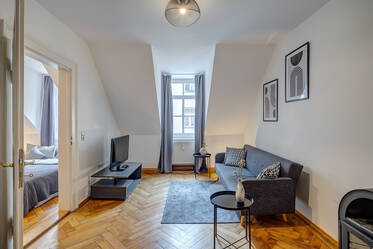 Klassische 3-Zimmer Altbauwohnung in ruhiger Lage