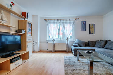 Großzügige möblierte 1,5-Zimmer Wohnung 
