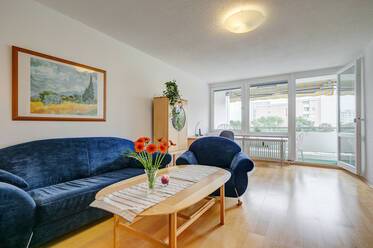 Helle Wohnung mit Balkon in Neuperlach