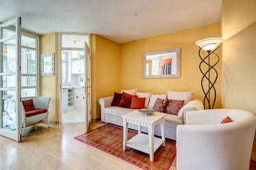 M-Schwabing, gute Wohnlage, in der Nähe des Luitpoldparks: Schöne möbl 2-Zimmer Wohnung, inkl Internet