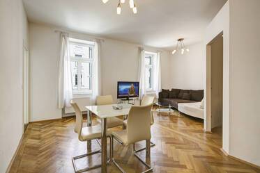 Altbau im Zentrum, unmittelbare Isar-Nähe