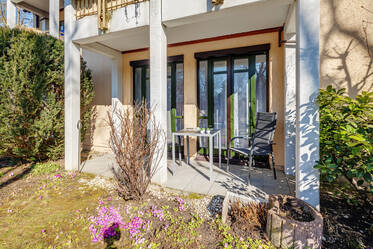 Helle Gartenwohnung mit Terrasse zur Miete