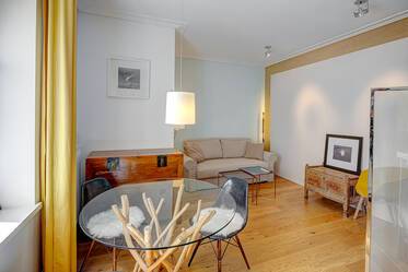 Bestlage Glockenbachviertel, exklusive 2-Zimmer Wohnung 