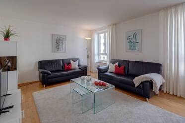 Sehr gute Lage,  möbl. 3-Zi-Wohnung, 