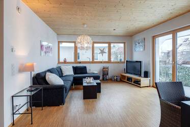 Sehr schöne möblierte Maisonettewohnung in Waldtrudering