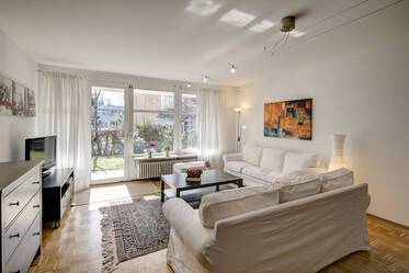 Schöne helle möblierte Wohnung im Arabellapark