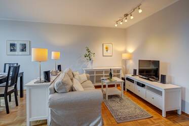  Helle Wohnung mit Blick zum grünen Innenhof
