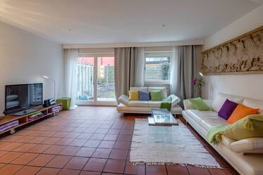 Schöne möblierte Maisonettewohnung in Pasing