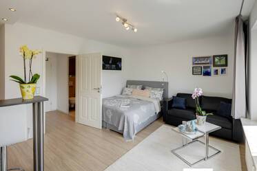 Zentral und ruhig - schön möbliertes Apartment in Neuhausen 