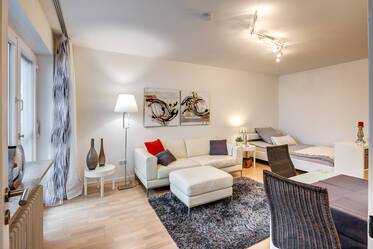 Geschmackvoll möbliertes Apartment in Schwabing