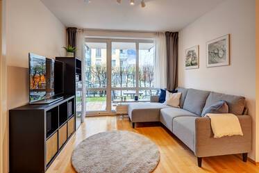 Erdgeschosswohnung mit eigener Terrasse und Garten