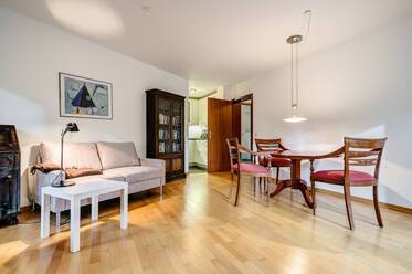 Erdgeschosswohnung mit Garten, sehr ruhig