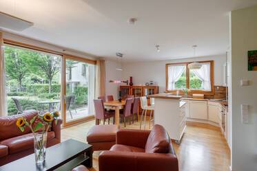 Sehr helle Maisonettewohnung mit großer Terrasse