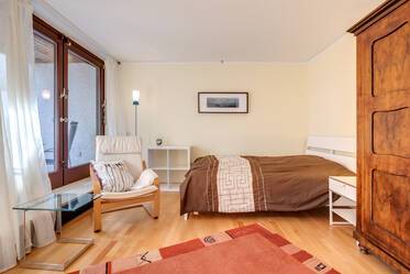 Taufkirchen am südlichen Stadtrand von München -  Sehr ruhig gelegenes, möbliertes Apartment