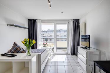 Helles möbliertes Apartment in Berg am Laim