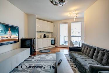 München-Pasing, Nähe S-Bahn und ICE-Bahnhof: perfekt geschnittene 1,5-Zi-Whg mit Balkon