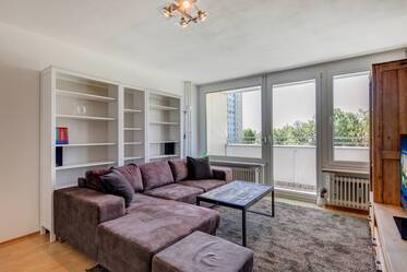 Sonnige möblierte Wohnung an der S1