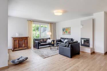 Sonnige 5,5-Zi-Doppelhaushälfte in Oberhaching