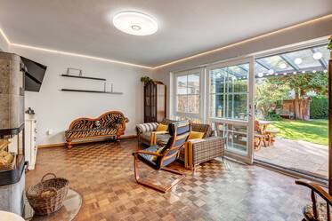 Komplett modernisiertes Reihenmittelhaus