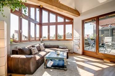 Sonnige Dachgeschoßwohnung am westlichen Stadtrand