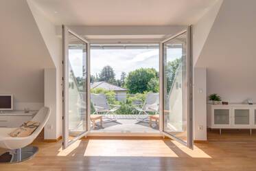 Helle 3-Zimmer Dachterrassenwohnung auf Zeit mieten