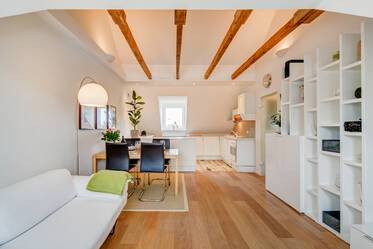 Freundliche und ruhige Dachgeschosswohnung 