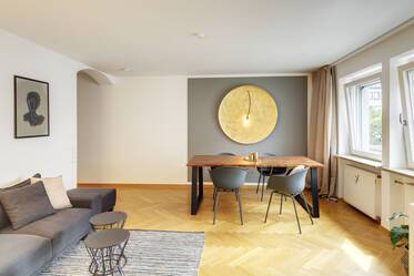 Hochwertig möblierte 4-Zimmer Wohnung