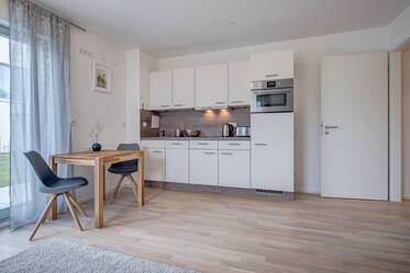 Toplage direkt am Riemer Park, modern möbliert