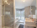 Galeriewohnung Pullach im Isartal 01 Badezimmer 12007