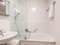 Wohnung München Trudering 01 Badezimmer 12077