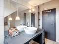Dachgeschosswohnung München Nymphenburg 02 Badezimmer 12497