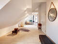 Dachgeschosswohnung München Nymphenburg 01 Flur/Gang 12497