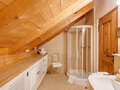 Dachgeschosswohnung Bad Heilbrunn 01 Badezimmer 12826