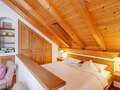 Dachgeschosswohnung Bad Heilbrunn 02 Schlafbereich 12826