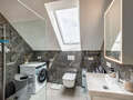 Dachgeschosswohnung München Trudering 02 Badezimmer 14876