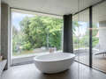 Villa München Harlaching 01 1. Badezimmer 14944