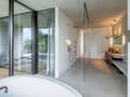 Villa München Harlaching 04 1. Badezimmer 14944
