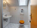 Dachgeschosswohnung München Waldtrudering 02 Badezimmer 6182