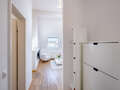 Dachgeschosswohnung München Neuhausen 02 Flur/Gang 7084