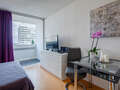 Apartment München Arabellapark 05 Wohnbereich 7848