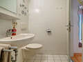 Dachgeschosswohnung München Moosach 04 Badezimmer 8631