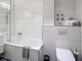 Wohnung München Schwabing-West (rund um den Hohenzollernplatz) 01 Badezimmer 8850