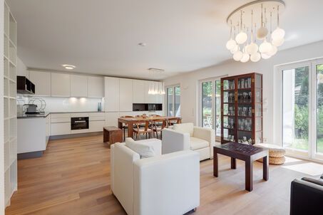 https://www.mrlodge.de/wohnen-auf-zeit/6-zimmer-wohnung-muenchen-harlaching-10308