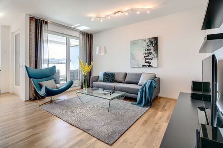 https://www.mrlodge.de/wohnen-auf-zeit/2-zimmer-wohnung-muenchen-nymphenburg-8090