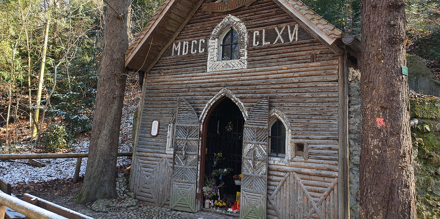 Marienklause crop