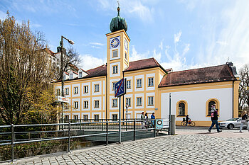 Zu sehen ist das Kloster Freising